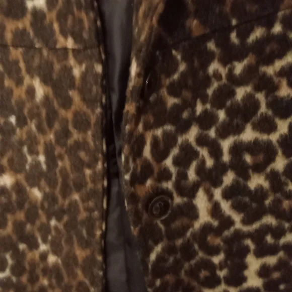 Leopard Print Women's Coat Size 4 - Picture 3 of 3